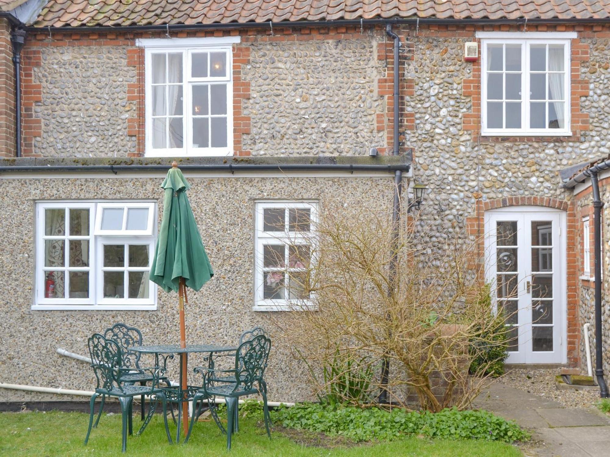 Hollyhock Cottage -Uk33553 Blakeney  Exterior foto